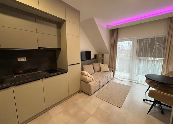 Lamira Apartment
